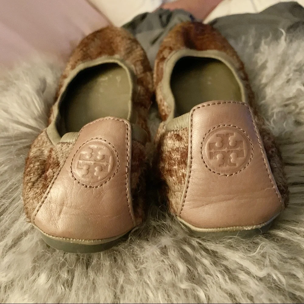 Tory Burch “Fur” Ballet Flats Size 8.5 EUC